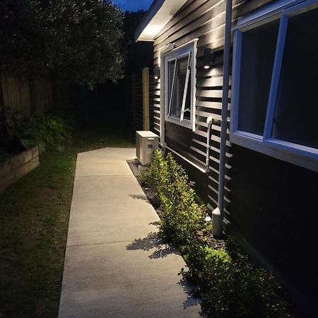 דירות רוטורואה Sleepout Hideaway מראה חיצוני תמונה